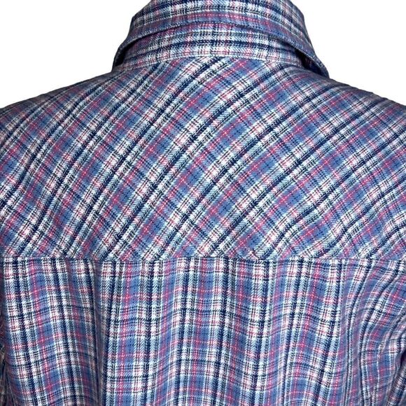 Carhartt Pink and Blue Plaid Flannel Shirt. Size Large. Great Condition!! - Picture 6 of 14